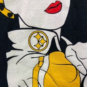 Tops - Pittsburgh Steeler's "Rosie Riveter" Medium Tee Tops - Pittsburgh Steeler's "Rosie Riveter" Medium Tee